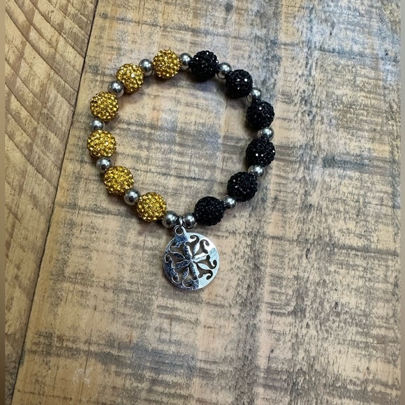 Rustic Cuff Beaded Bracelet yellow and black - Picture 2 of 4